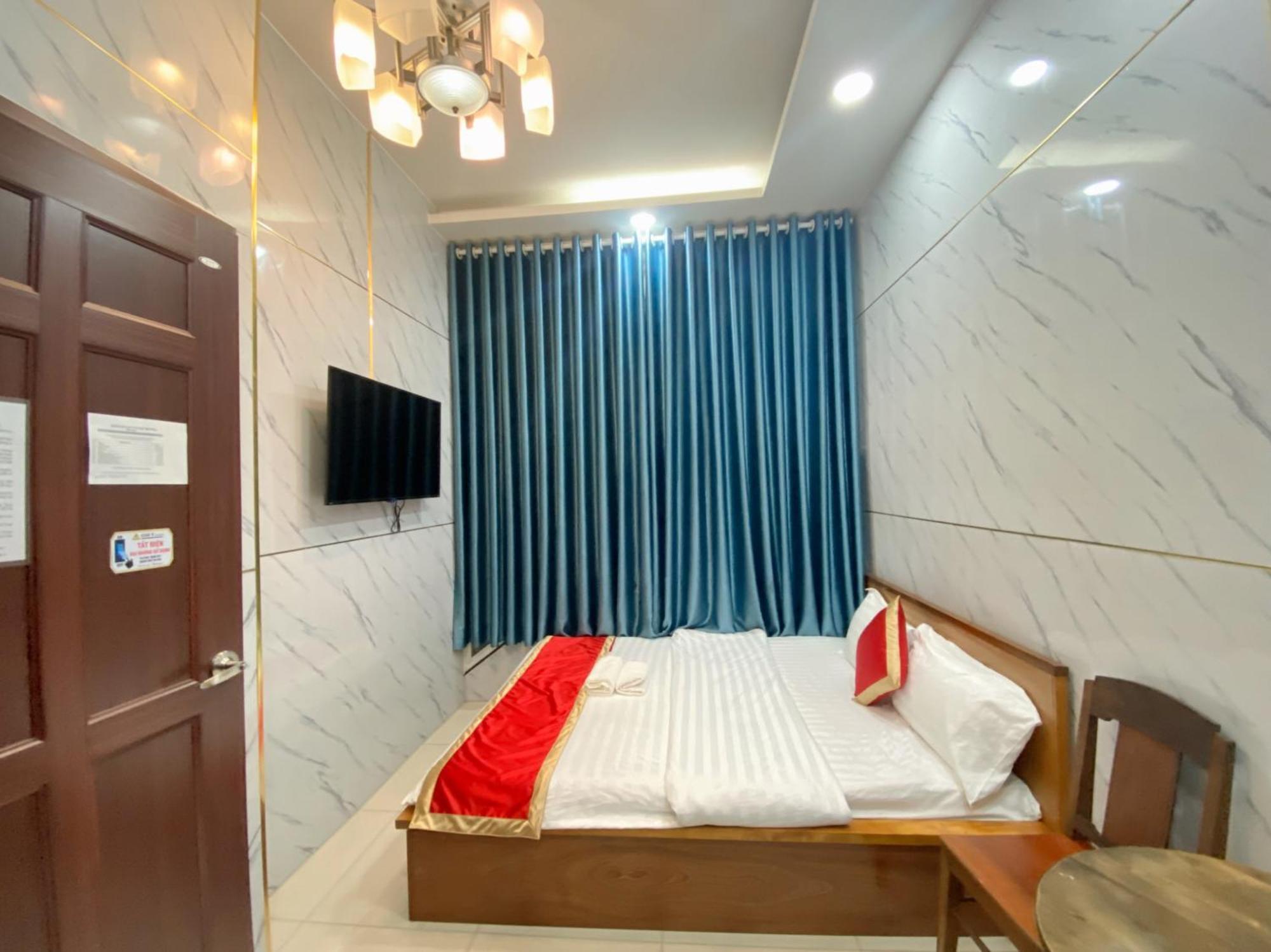 Lucky Hotel Ho Chi Minh City Exterior photo