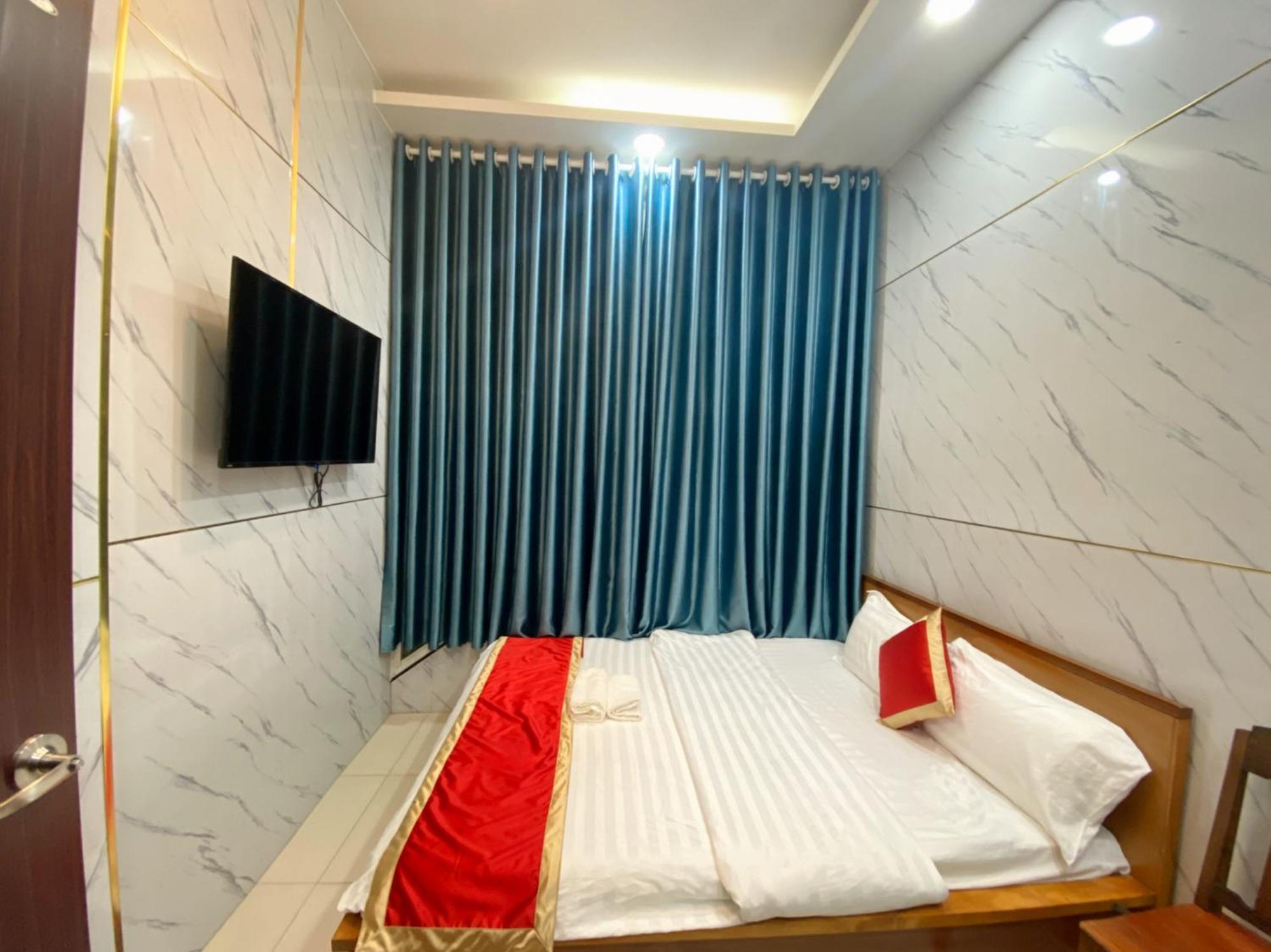 Lucky Hotel Ho Chi Minh City Exterior photo