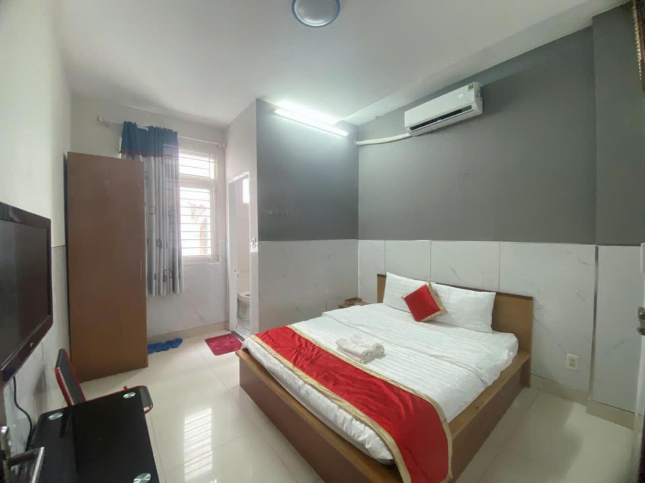 Lucky Hotel Ho Chi Minh City Exterior photo